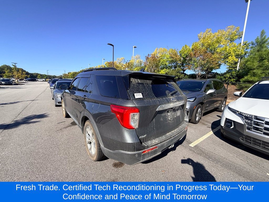 Used 2020 Ford Explorer XLT w/ Equipment Group 202A RWD image 4