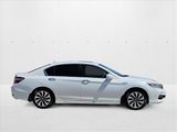 Used 2017 Honda Accord Touring image 4