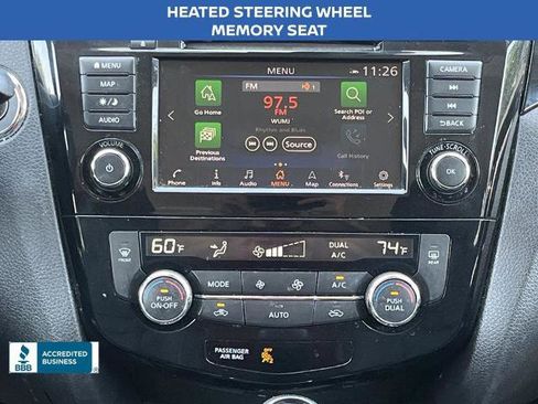 Certified 2021 Nissan Rogue Sport SL w/ Premium Package FWD image 3