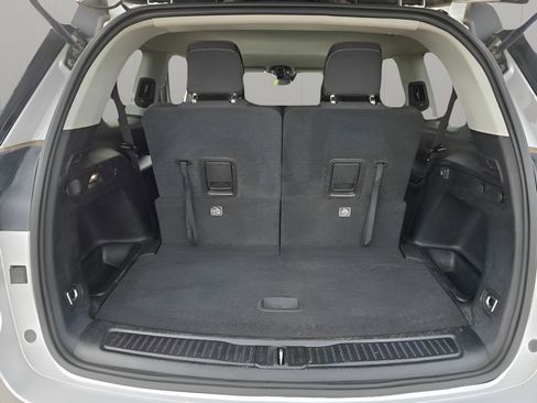 Used 2023 Jeep Grand Cherokee L Laredo image 30