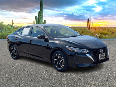 Used 2025 Nissan Sentra SV image 7