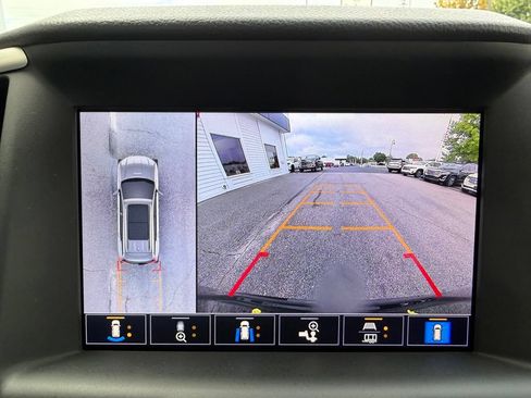 Certified 2024 GMC Terrain Denali w/ Black Diamond Edition AWD/4WD image 31