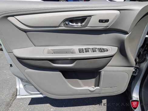 Used 2017 Chevrolet Traverse Premier AWD/4WD image 26