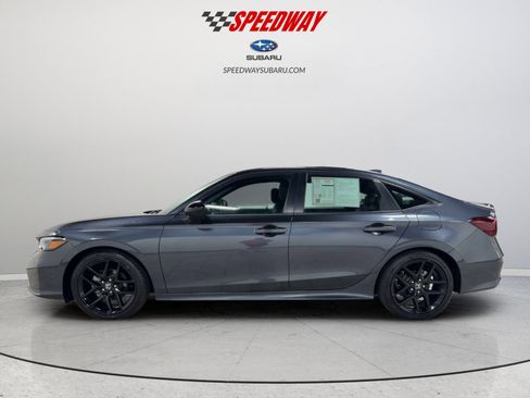 Used 2025 Honda Civic Sport image 10