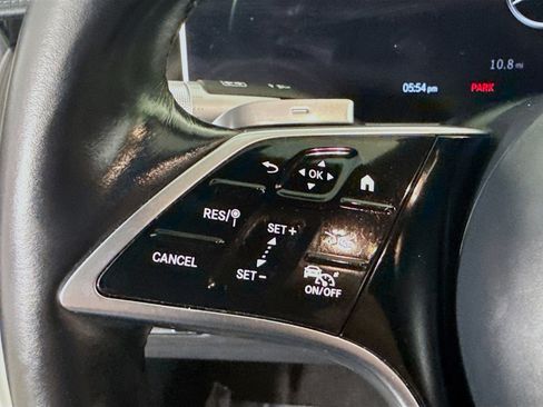 Used 2022 Mercedes-Benz S 500 S 500 w/ AMG Line Package image 14