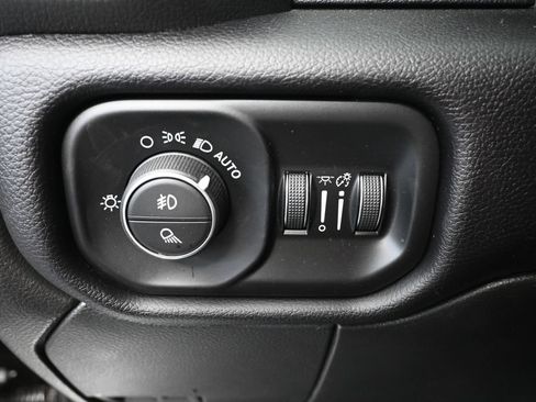 Used 2022 RAM 3500 Laramie AWD/4WD image 25