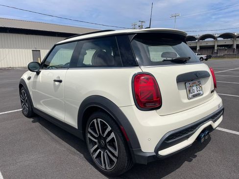 Used 2022 MINI Cooper S w/ Signature Upholstery Package image 4