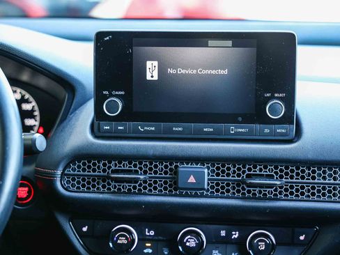 Certified 2024 Honda HR-V Sport image 19