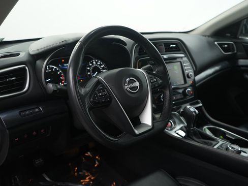 Used 2023 Nissan Maxima Platinum FWD image 16