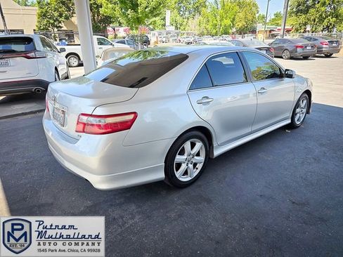 Used 2007 Toyota Camry SE image 4