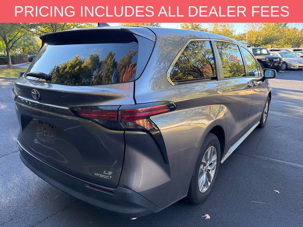 Used 2022 Toyota Sienna LE FWD image 6