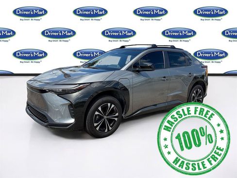 Used 2025 Toyota bZ4X FWD image 3
