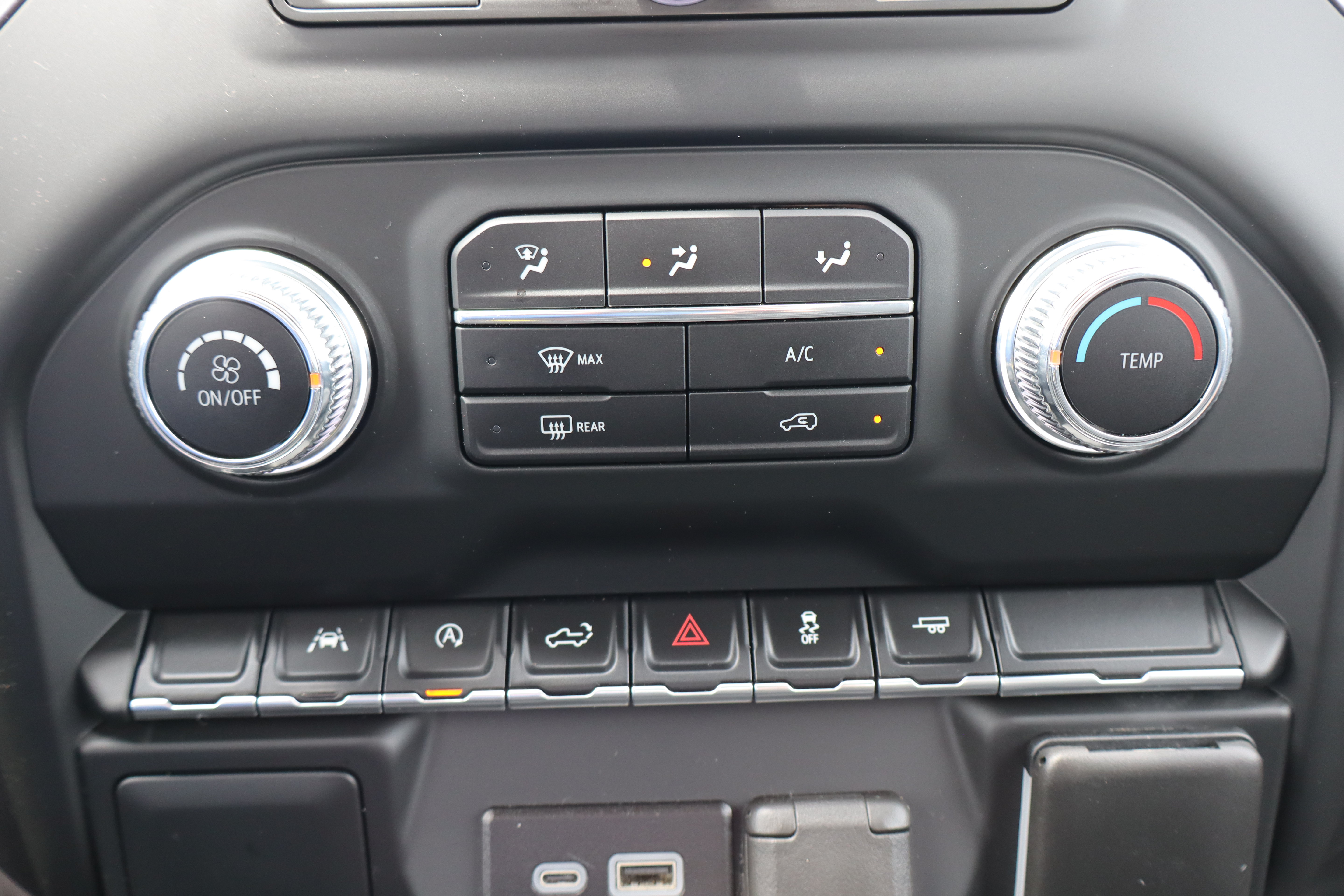 Used 2024 GMC Sierra 1500 Pro w/ Convenience Package RWD image 18