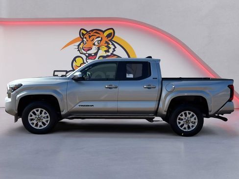 New 2026 Toyota Tacoma SR5 image 8