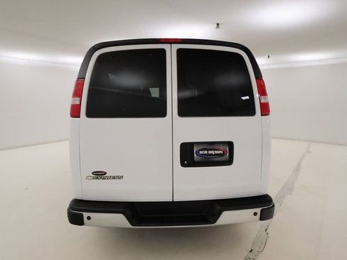 Used 2024 Chevrolet Express 3500 LT w/ LT Preferred Equipment Group image 4