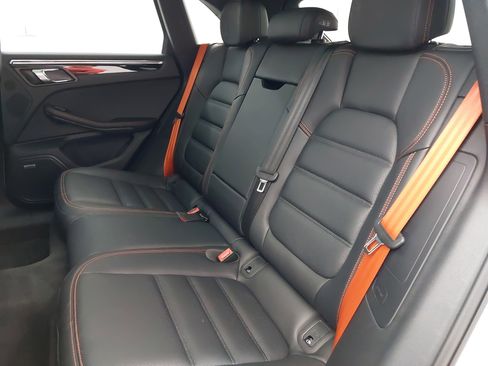 Used 2025 Porsche Macan S image 16