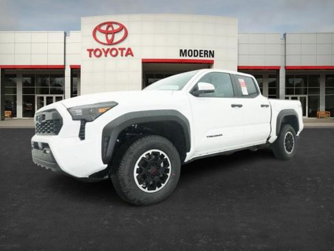 New 2026 Toyota Tacoma TRD Off-Road AWD/4WD image 6