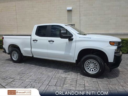 Used 2021 Chevrolet Silverado 1500 W/T w/ WT Value Package AWD/4WD image 1