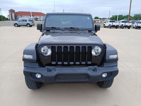 Used 2022 Jeep Wrangler Sport AWD/4WD image 45