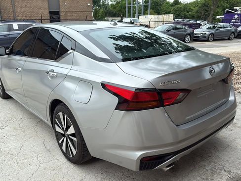 Used 2019 Nissan Altima 2.5 SL FWD image 7