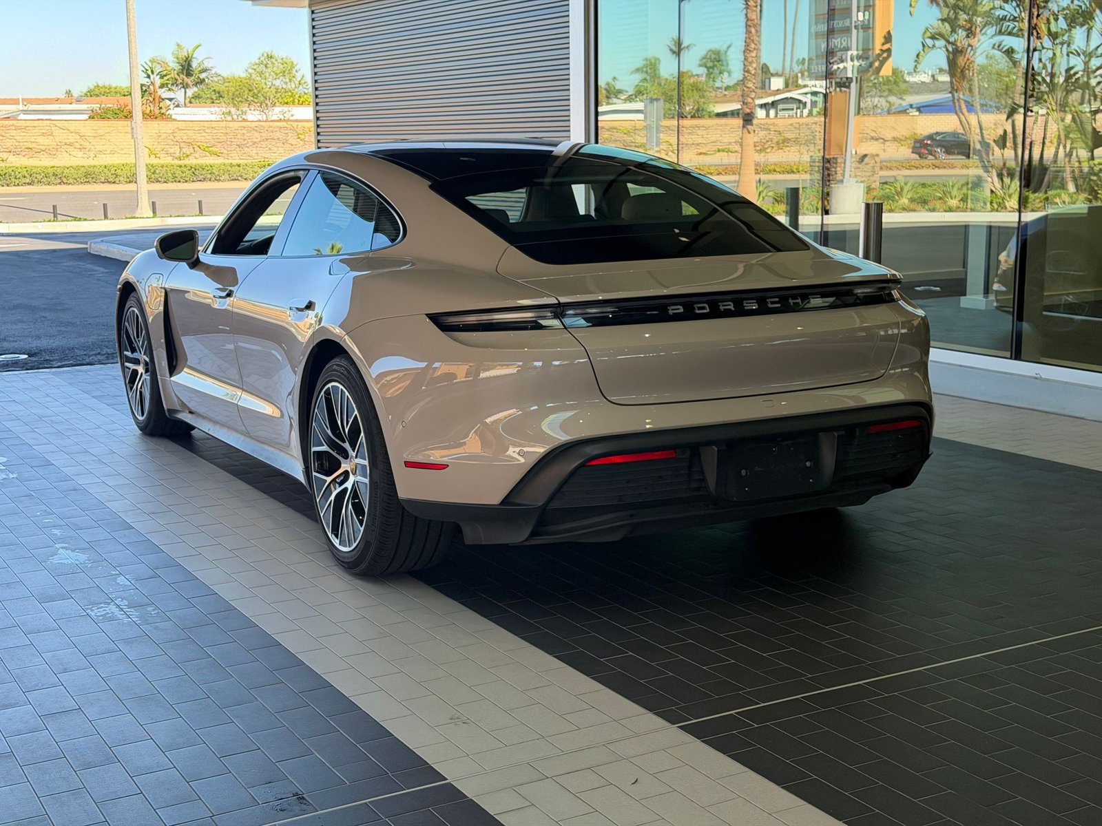 Certified 2024 Porsche Taycan w/ Premium Package RWD image 12