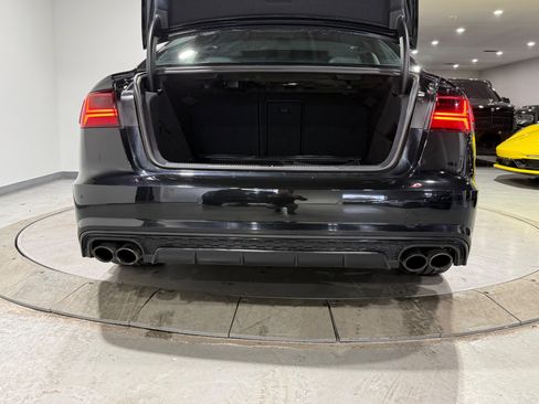 Used 2018 Audi S6 Prestige w/ Prestige Package image 21