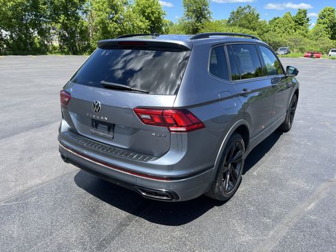Used 2023 Volkswagen Tiguan SE R-Line AWD/4WD image 7
