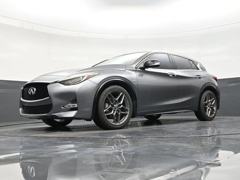 Used 2019 INFINITI QX30 Sport w/ Cargo Package FWD image 21