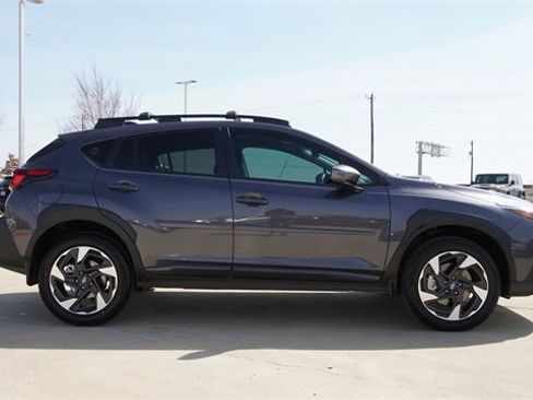 Used 2024 Subaru Crosstrek 2.5i Limited image 10