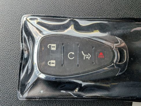 Certified 2024 Chevrolet Equinox LT w/ LPO, Floor Liner Package FWD image 36