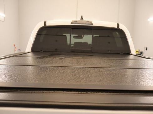 Used 2020 Toyota Tacoma Limited image 29