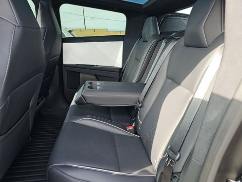 Used 2024 Tesla Cybertruck Cyberbeast AWD/4WD image 6