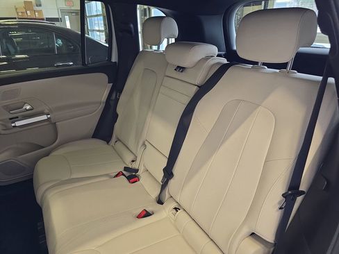 Certified 2026 Mercedes-Benz GLB 250 image 17
