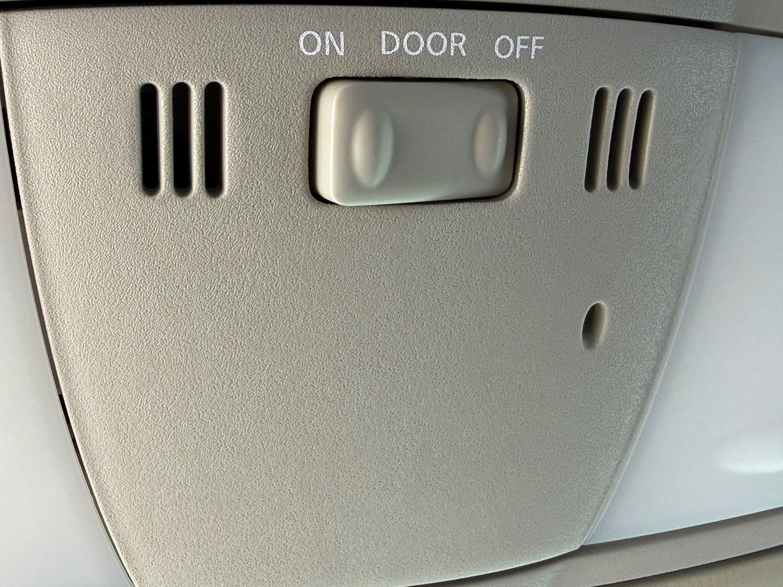 Used 2013 Nissan Rogue S FWD image 28