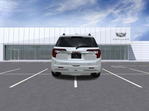 Used 2023 GMC Acadia Denali w/ Denali Ultimate Package AWD/4WD image 12