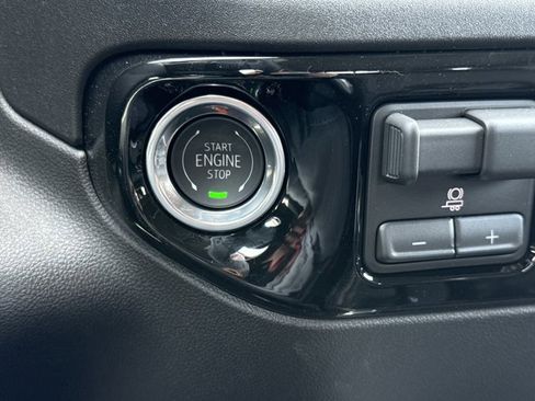 New 2026 GMC Sierra 1500 SLT w/ SLT Premium Plus Package image 27