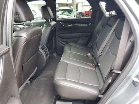 Used 2021 Cadillac XT5 Premium Luxury FWD image 11
