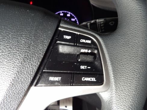 Used 2019 Hyundai Accent SE image 15