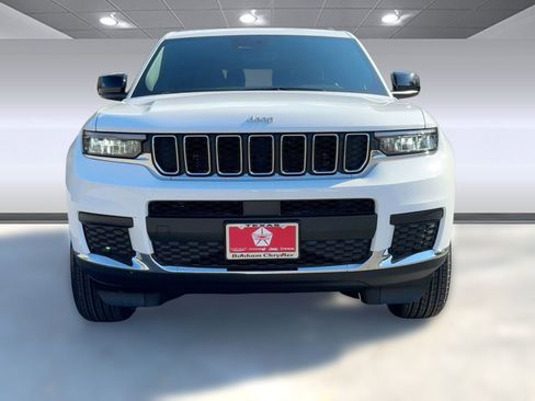 New 2025 Jeep Grand Cherokee L Laredo image 5