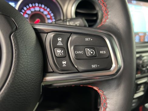 Used 2019 Jeep Wrangler Unlimited Rubicon w/ Dual Top Group image 21