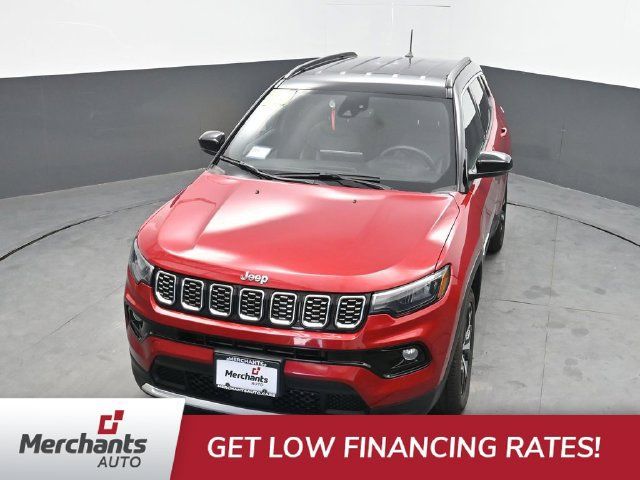 Used 2025 Jeep Compass Limited AWD/4WD image 26