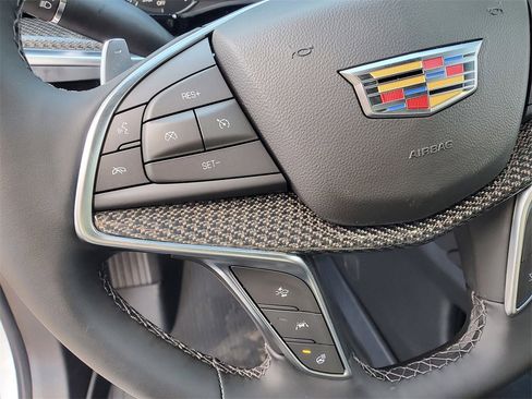 New 2025 Cadillac XT5 Sportv w/ LPO, Floor Liner Package image 16