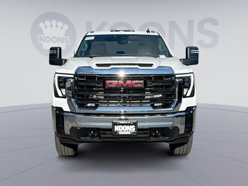New 2026 GMC Sierra 3500 Pro image 11