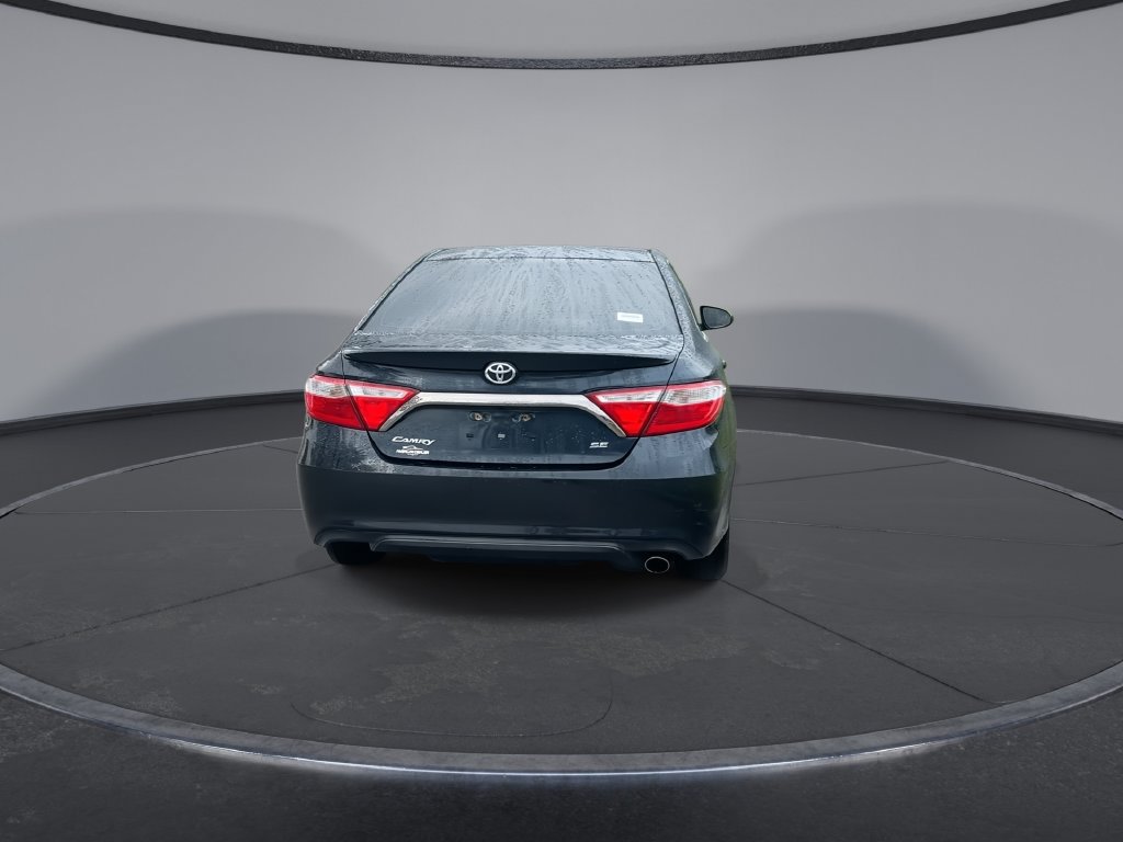Used 2016 Toyota Camry SE FWD image 9