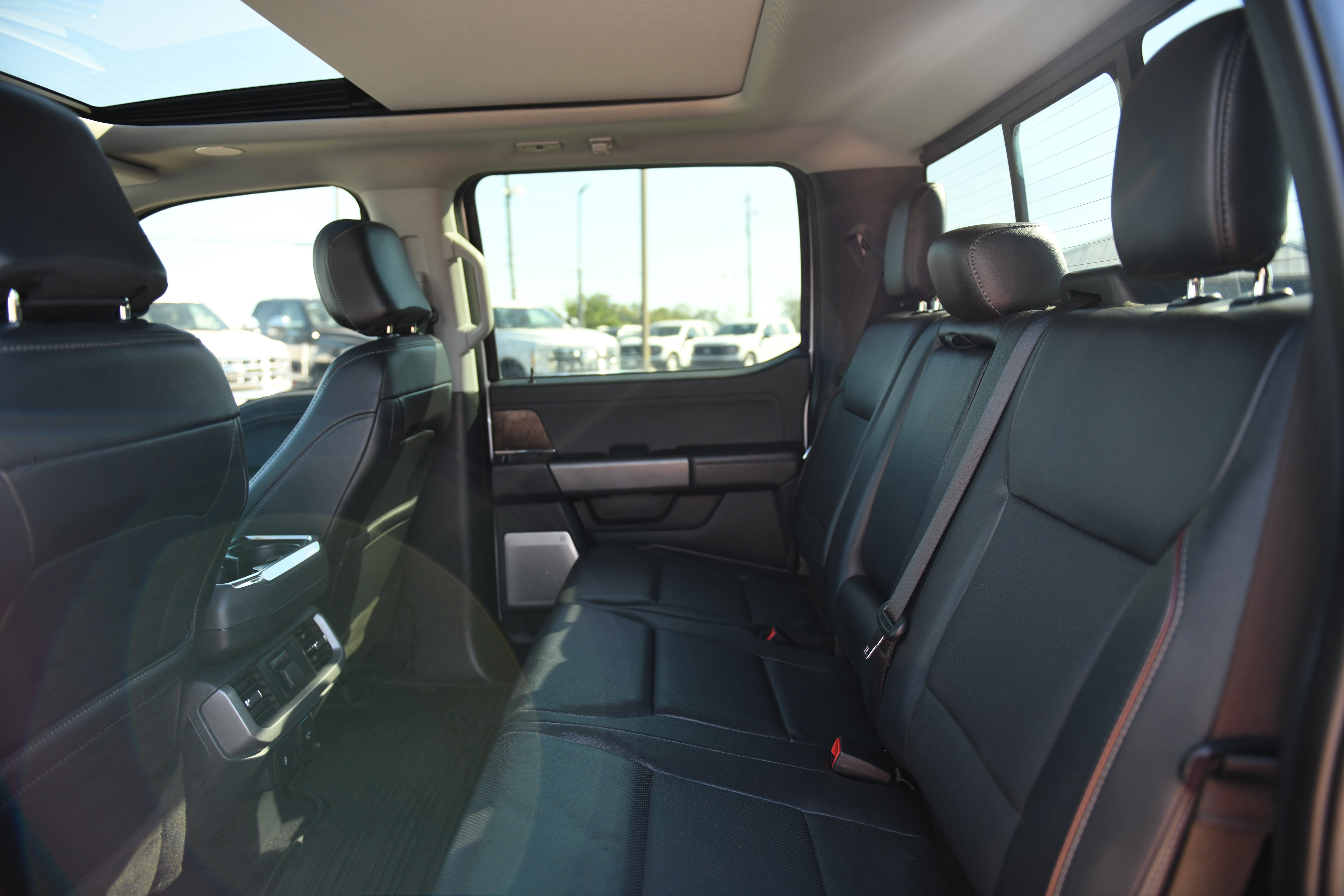 Used 2023 Ford F150 Lariat w/ Equipment Group 502A High AWD/4WD image 11