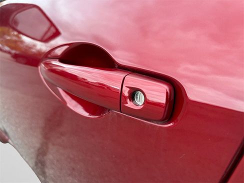 New 2025 Nissan Versa SV w/ Trunk Package image 31