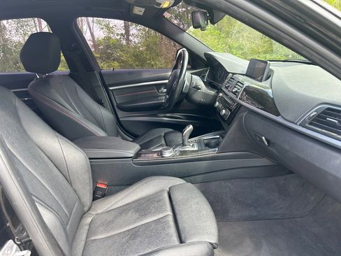 Used 2018 BMW 330i Sedan RWD image 19