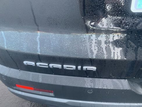 Used 2021 GMC Acadia AT4 w/ Technology Package image 8