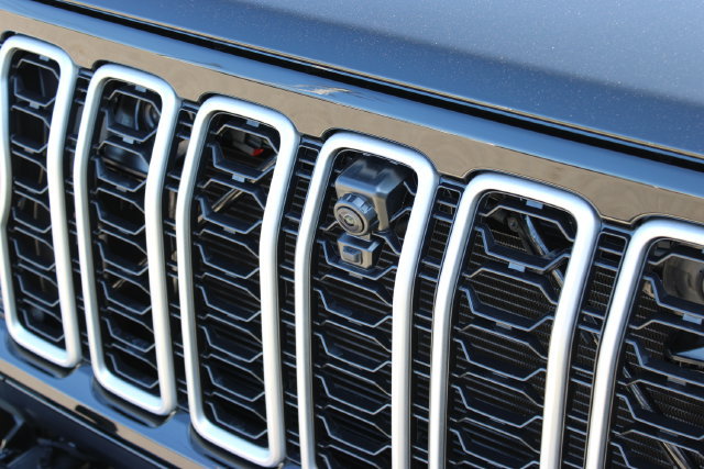 New 2026 Jeep Wrangler Unlimited Sahara AWD/4WD image 8
