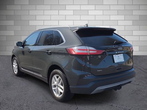 Used 2022 Ford Edge SEL w/ Convenience Package image 3